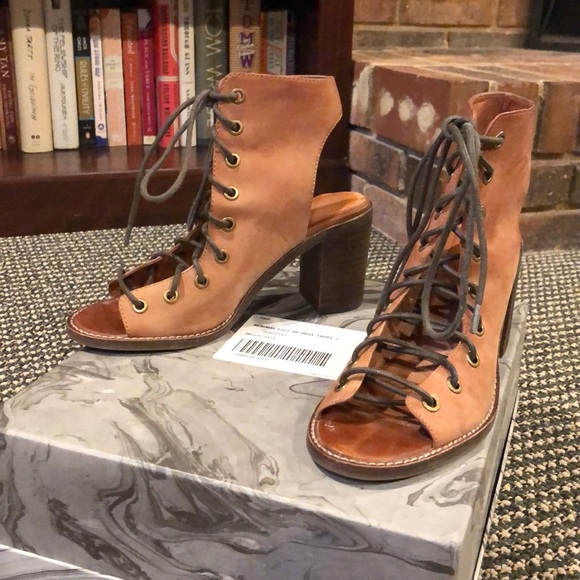 Jeffrey Campbell Shoes - Jeffrey Campbell Minimal Lace Up Heel in Taupe